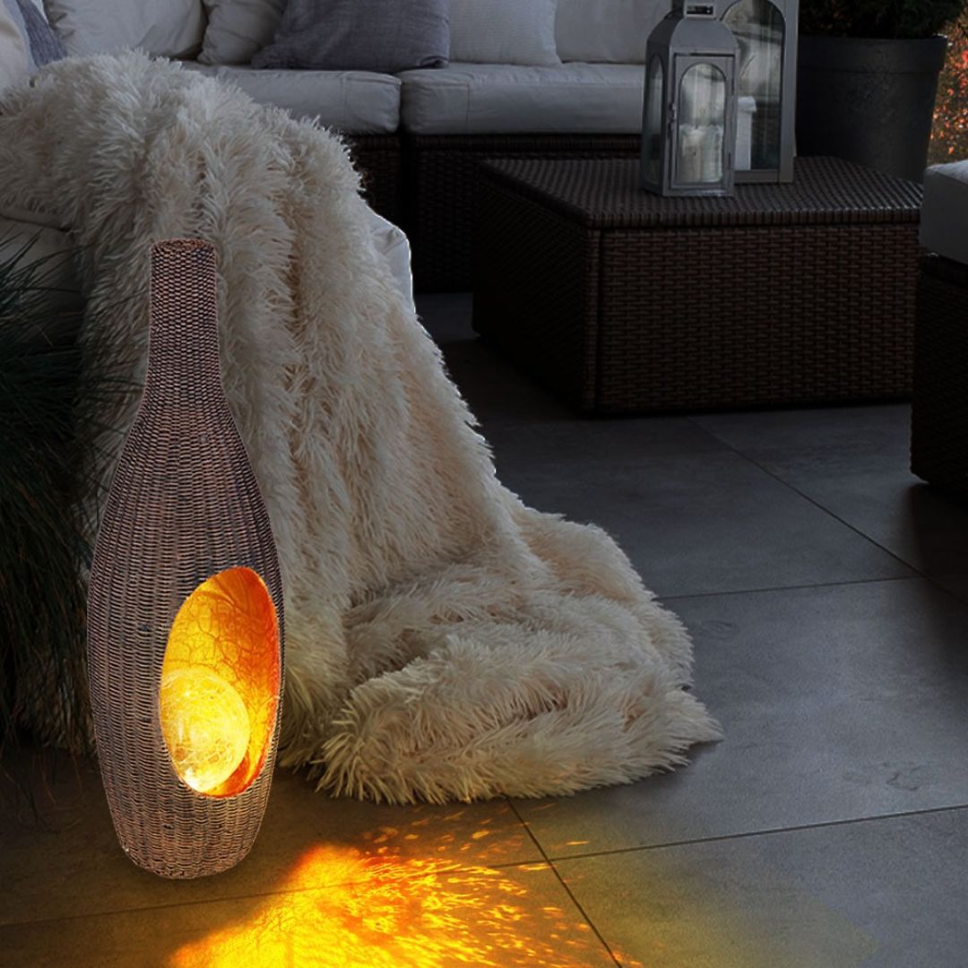 Solar LED Rattan Tuinlamp met Glazen Bol Goud