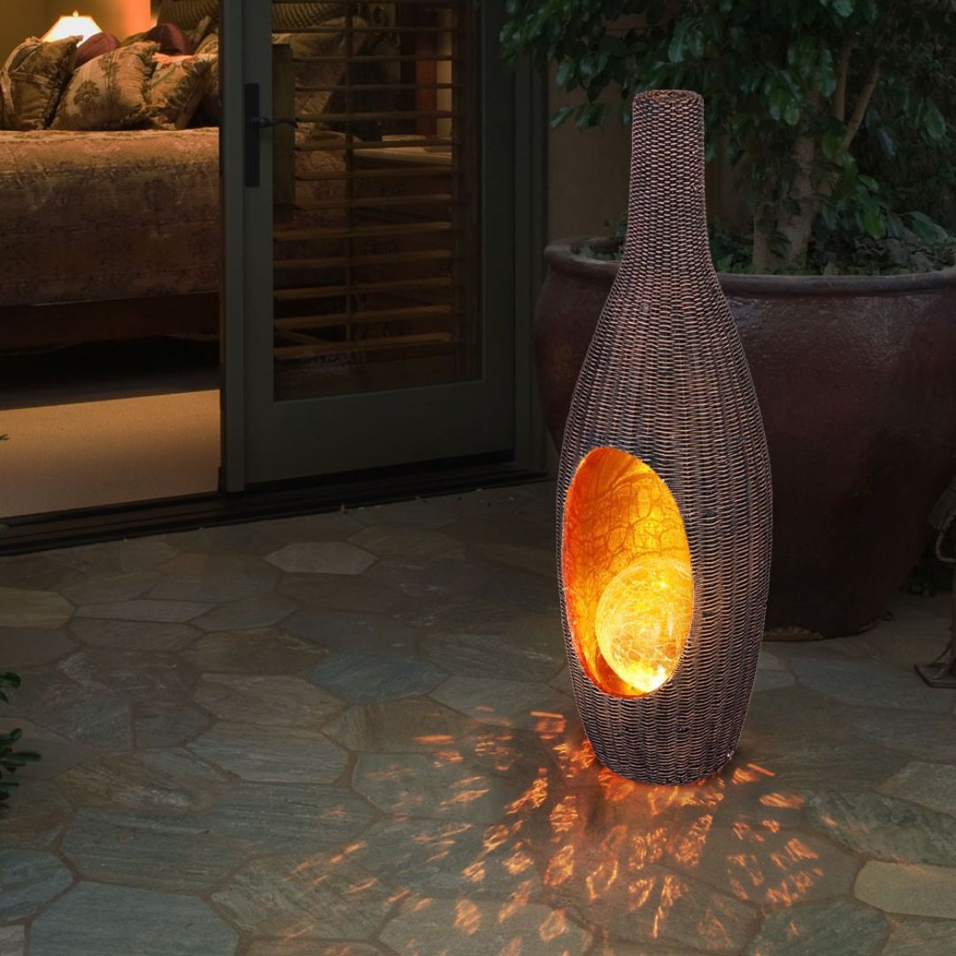 Solar LED Rattan Tuinlamp met Glazen Bol Goud