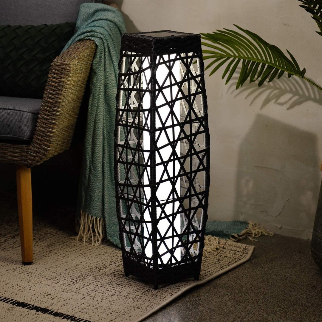 Grijze Buitenlantaarn van Wicker met 25 Lumen Solar Verlichting