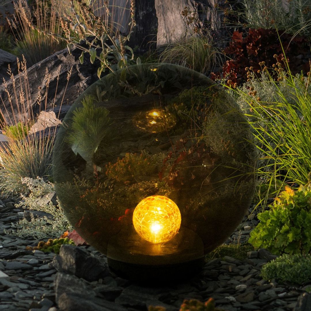 LED Solar Tuinlamp Bol Crackle Glas Zwart IP44