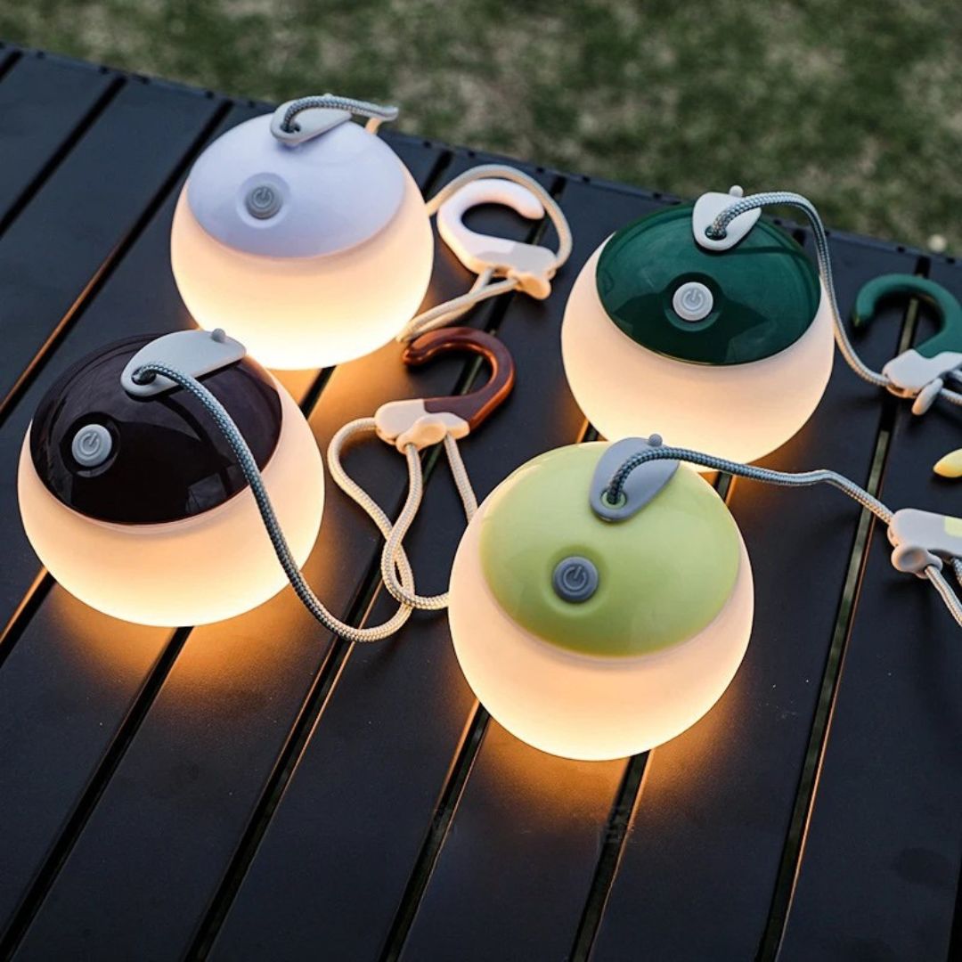 Buitencampinglamp met verstelbaar touw en warme-koude LED-modi