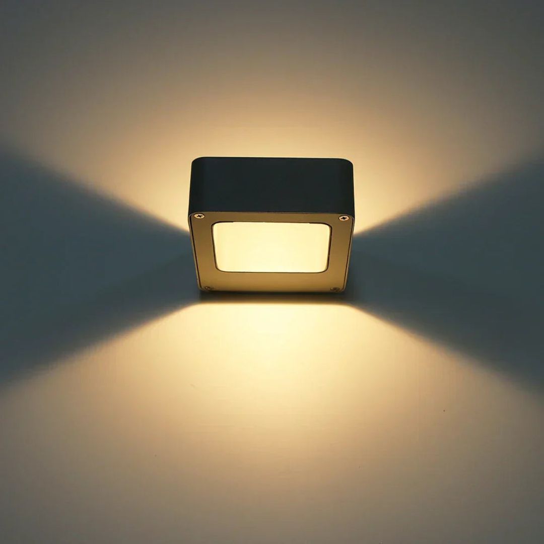 Waterdichte Buitenlamp met Sensor en Warme LED Verlichting voor Tuin