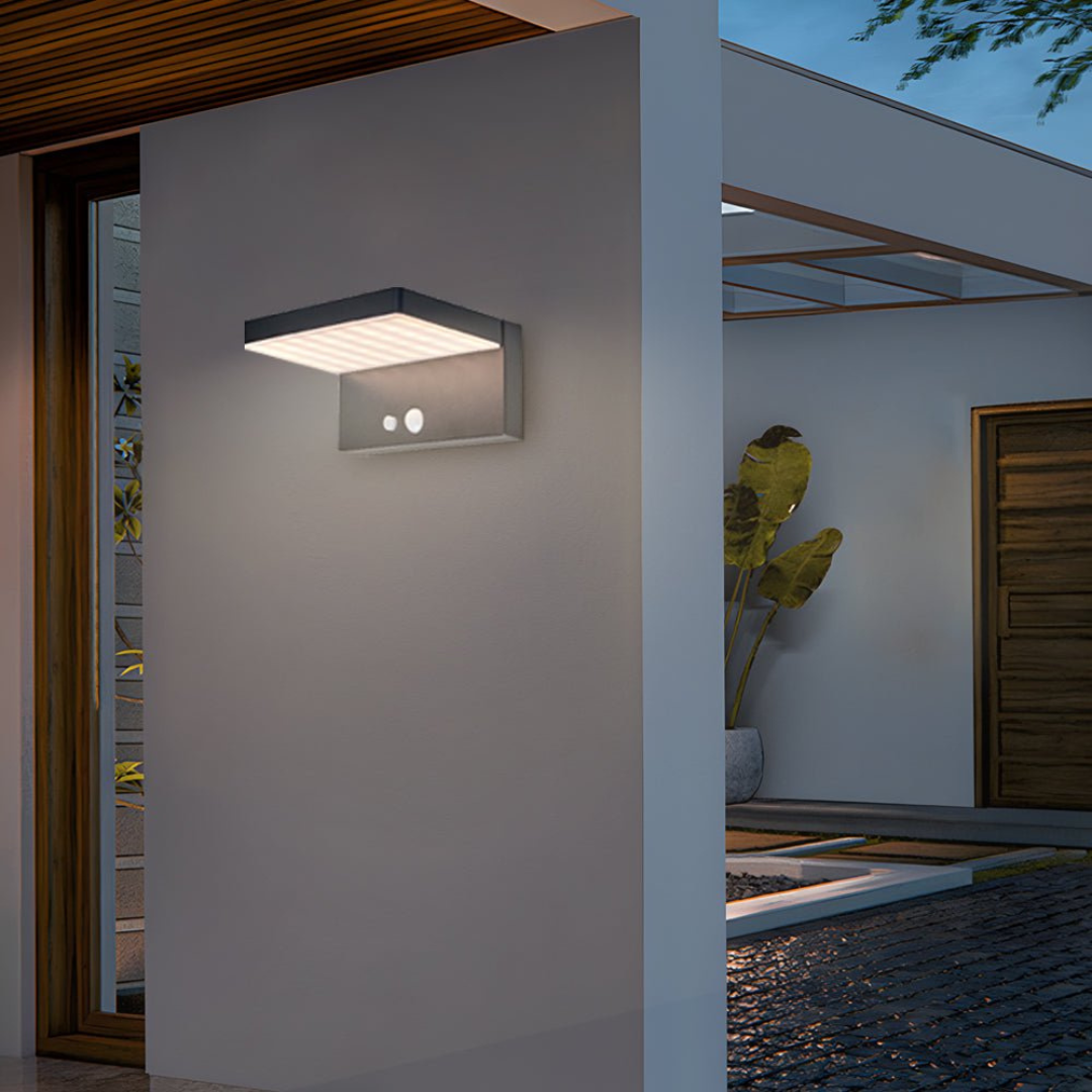 Buitenlamp Zonne-energie met Bewegingssensor – Duurzame Solar Wandlamp