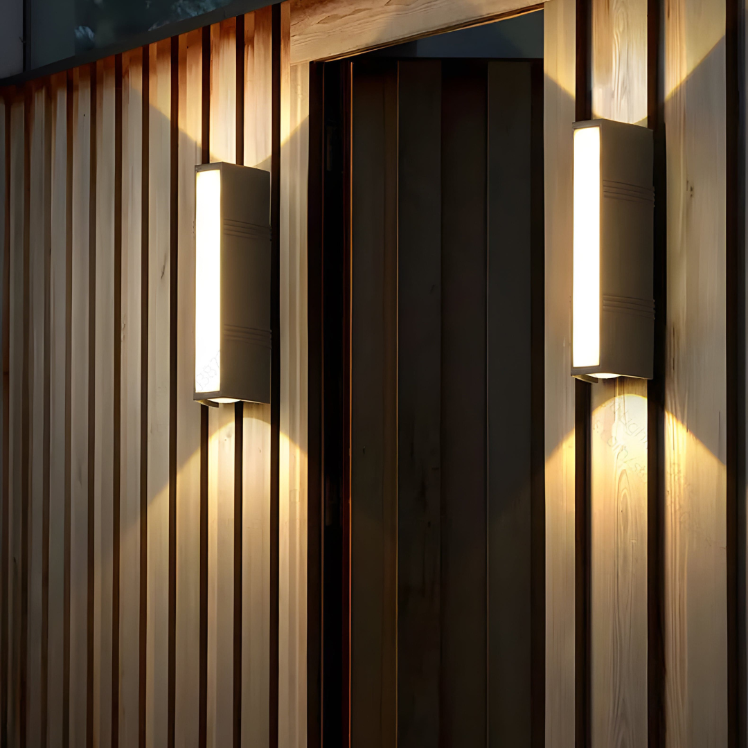 Slanke LED Muurverlichting van Aluminium met IP65 Bescherming – Energiezuinig en Eenvoudig te Installeren voor Binnen en Buiten