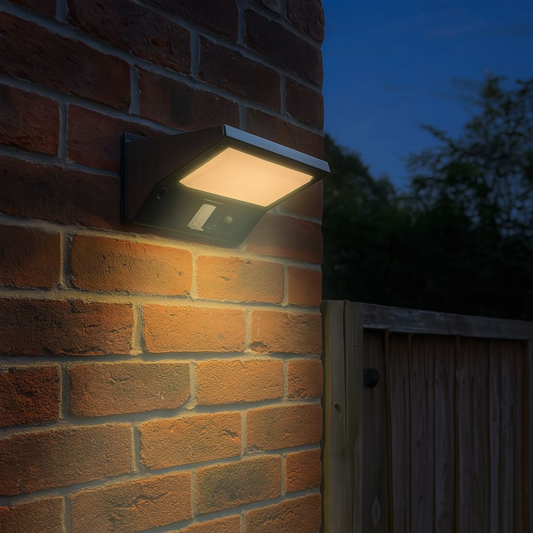LED Solar Wandlamp Buiten met Bewegingssensor - Zwart, IP44 Waterdicht