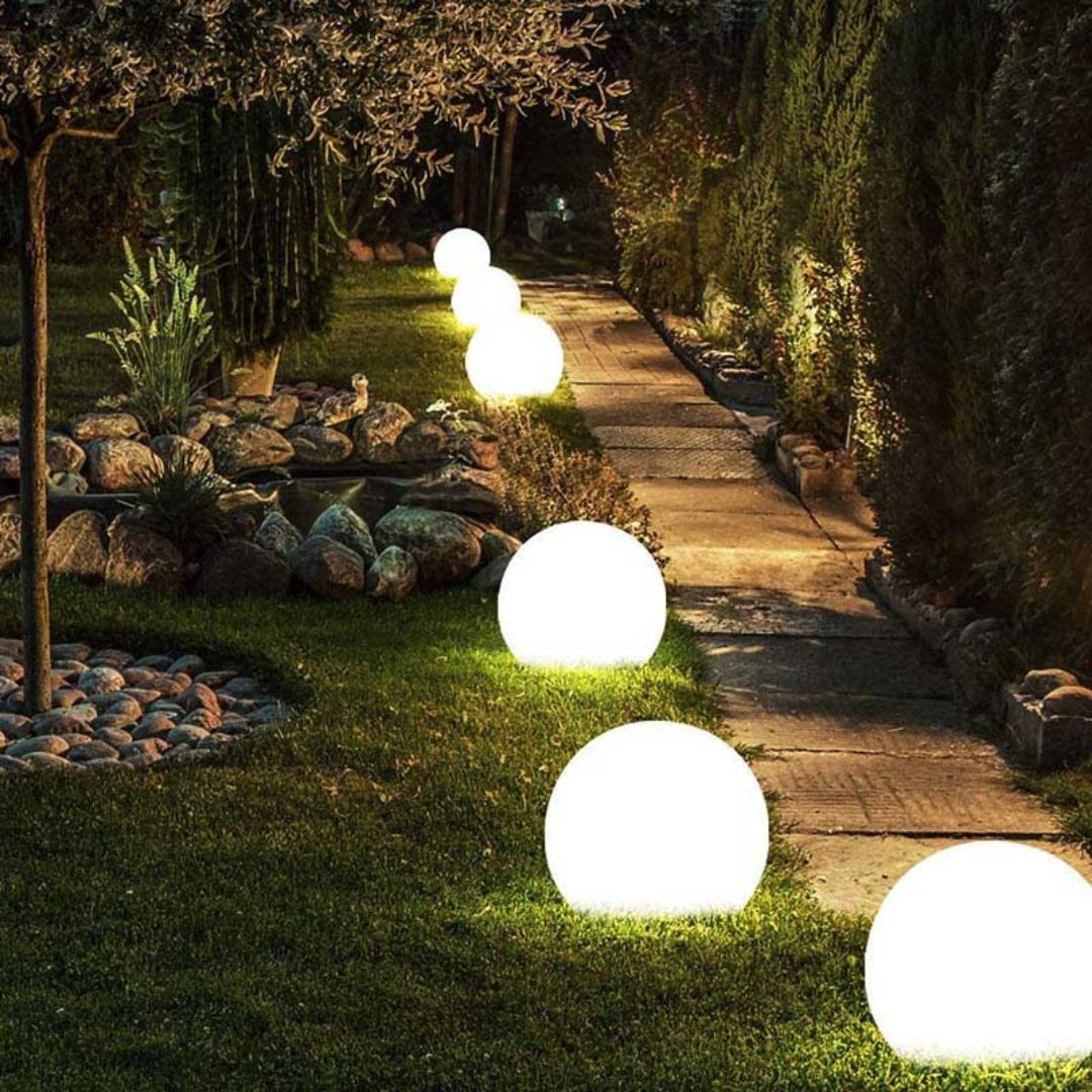 Aurora LED Tuinverlichting – 16 Kleuren, Weerbestendig