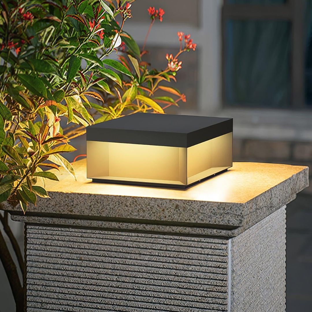 Moderne Zwarte Buitenlamp met LED Verlichting – Vierkant Wandlamp Buiten