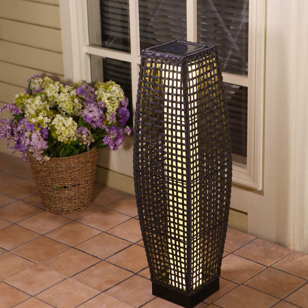 Grijze Buitenlantaarn van Wicker met 25 Lumen Solar Verlichting