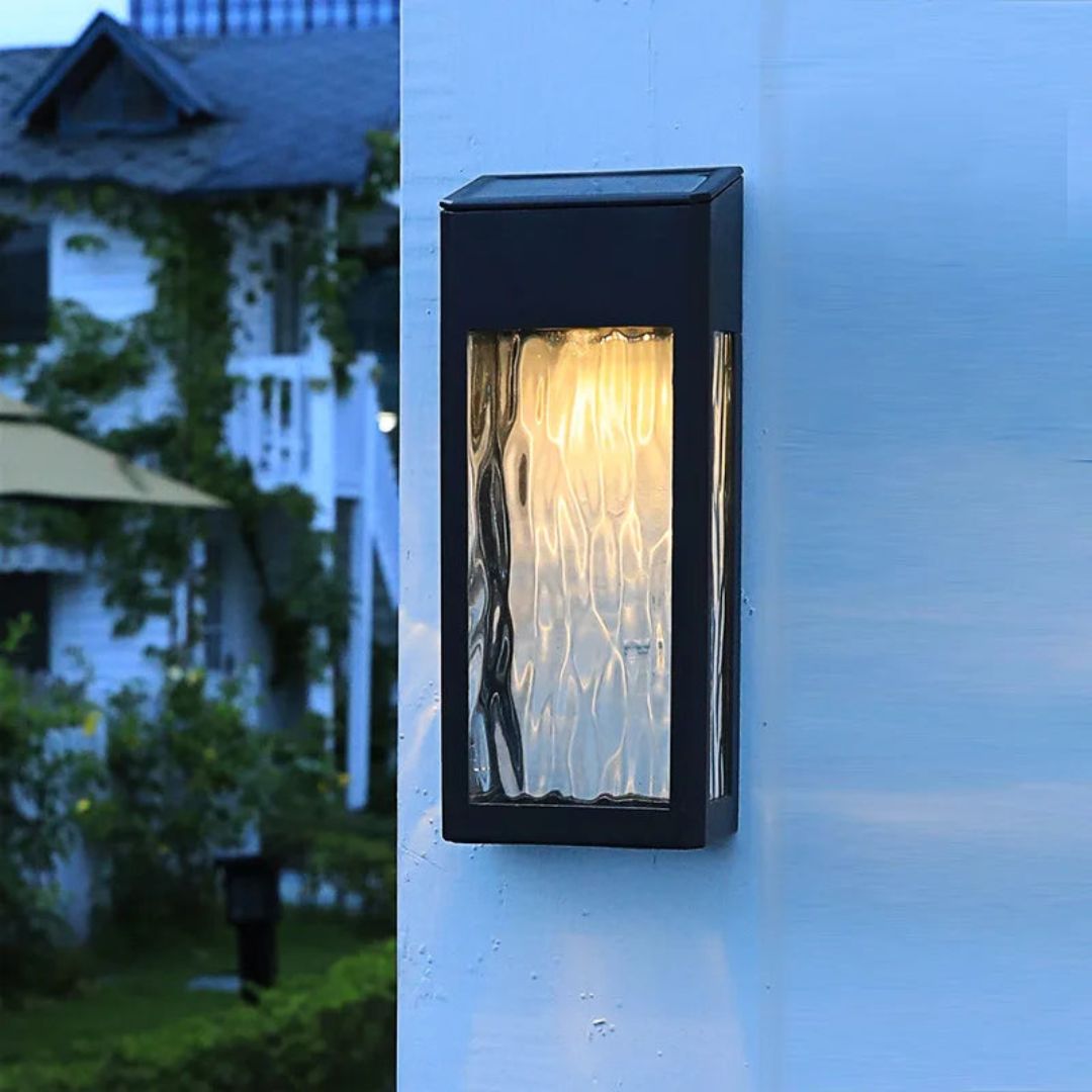Zwarte Solar Wandlamp Buiten met Modern Design en Eenvoudige Installatie