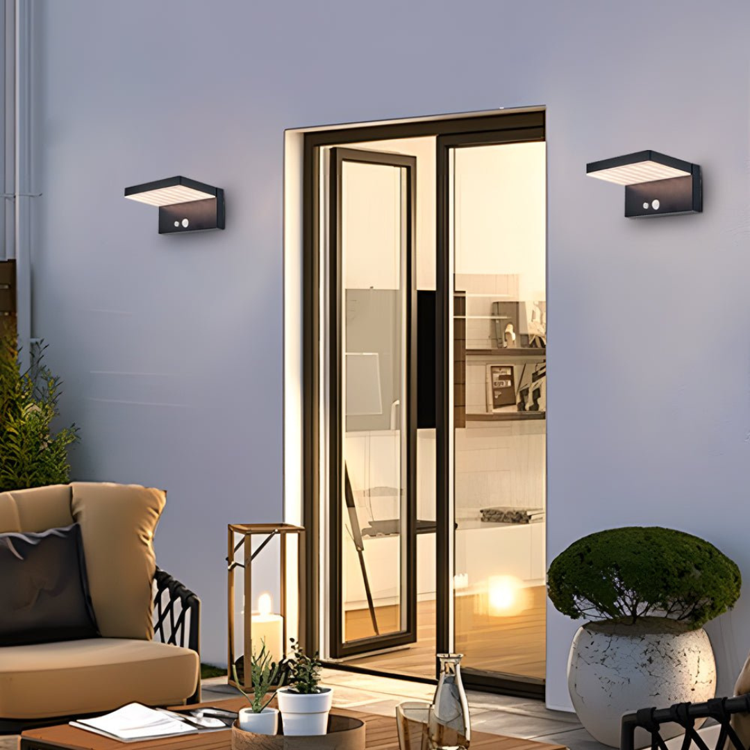 Buitenlamp Zonne-energie met Bewegingssensor – Duurzame Solar Wandlamp