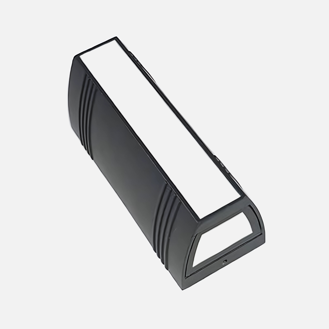 Slanke LED Muurverlichting van Aluminium met IP65 Bescherming – Energiezuinig en Eenvoudig te Installeren voor Binnen en Buiten