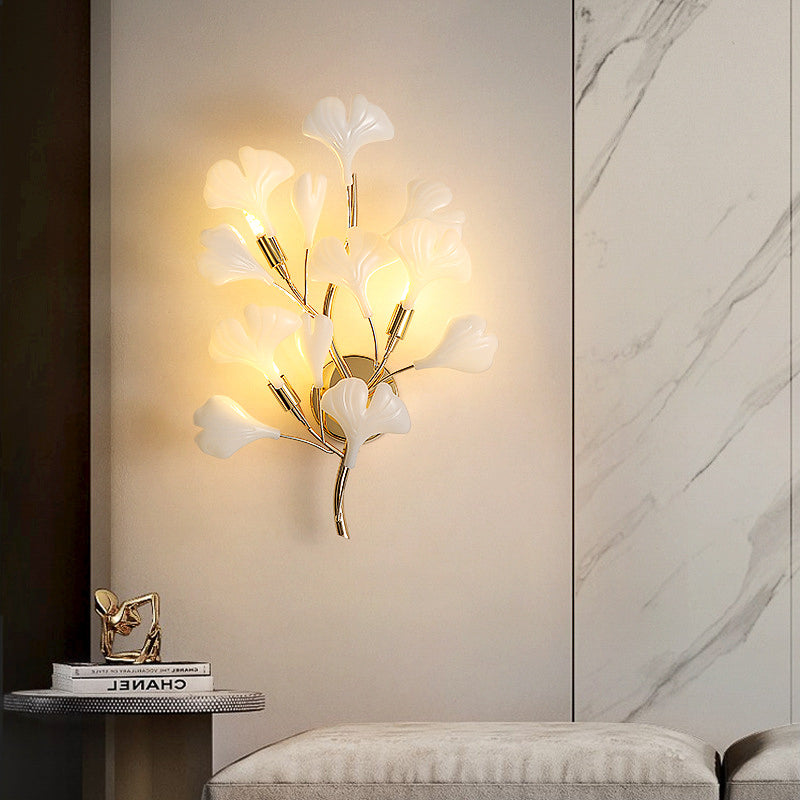 Moderne Wandlamp met Houten Accenten en Warme Verlichting voor Binnen 2