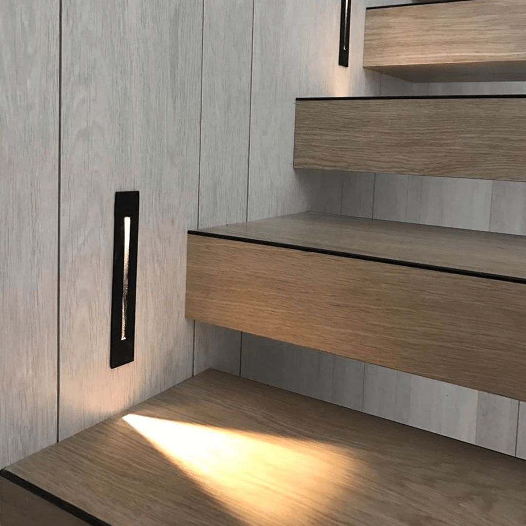 Strakke Voetlamp met CREE LED en IP65 Behuizing – Warm Wit Licht