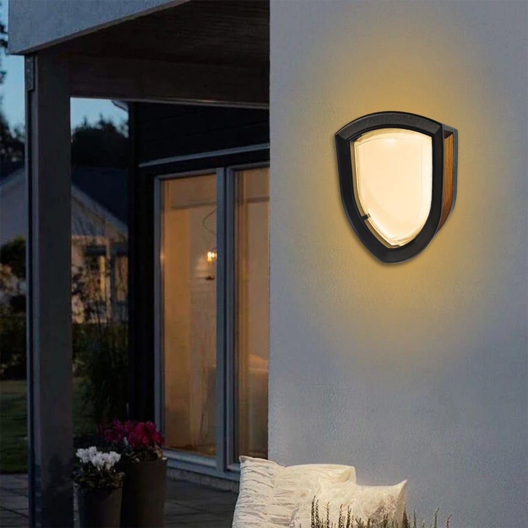 Moderne Buiten Wandlamp van Metaal en Acryl met Warm Witte LED Verlichting