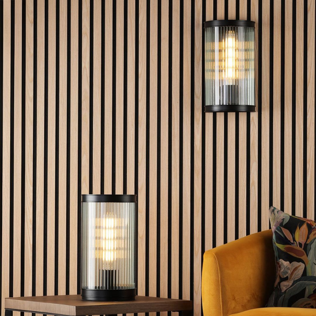 Moderne Wandlamp met Ribbelglas en Aluminium – Sfeervolle Muurlamp 25 cm