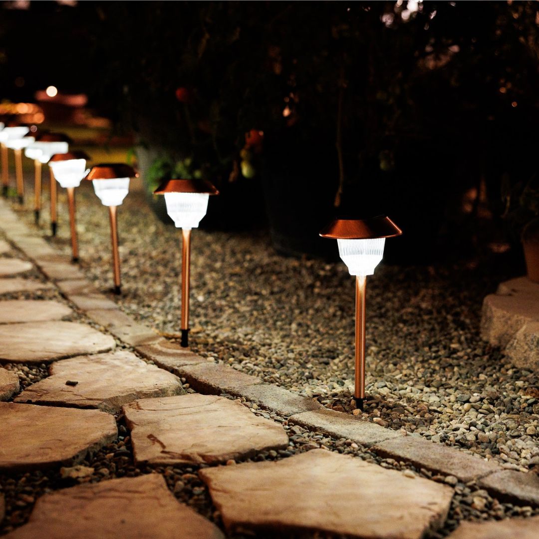 Koperen Zonnepadverlichting Buiten 12-Pack – Geborstelde Afwerking LED Pinnen
