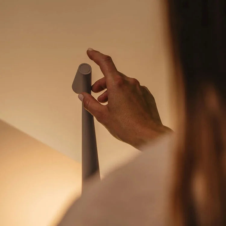 Noir Beam Lamp – LED, Dimbaar, Minimalistisch