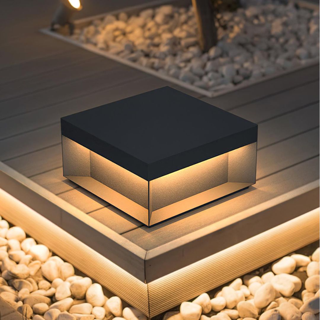 Moderne Zwarte Buitenlamp met LED Verlichting – Vierkant Wandlamp Buiten