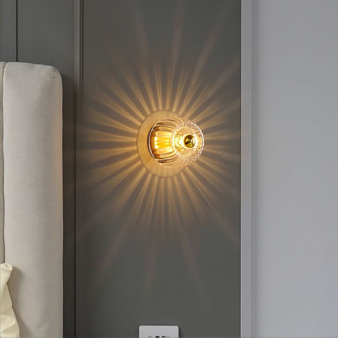 Nordic Bauhaus Wandlamp van Glas en IJzer - Minimalistisch Design voor Binnen