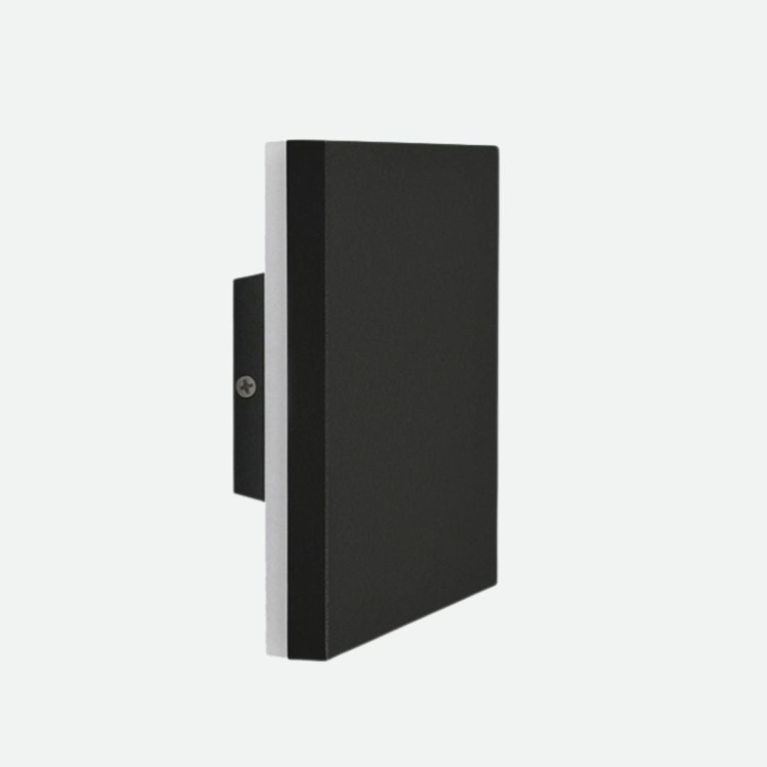 Waterdichte LED Buitengevellamp in Zwart Aluminium – 12W IP-geclassificeerd
