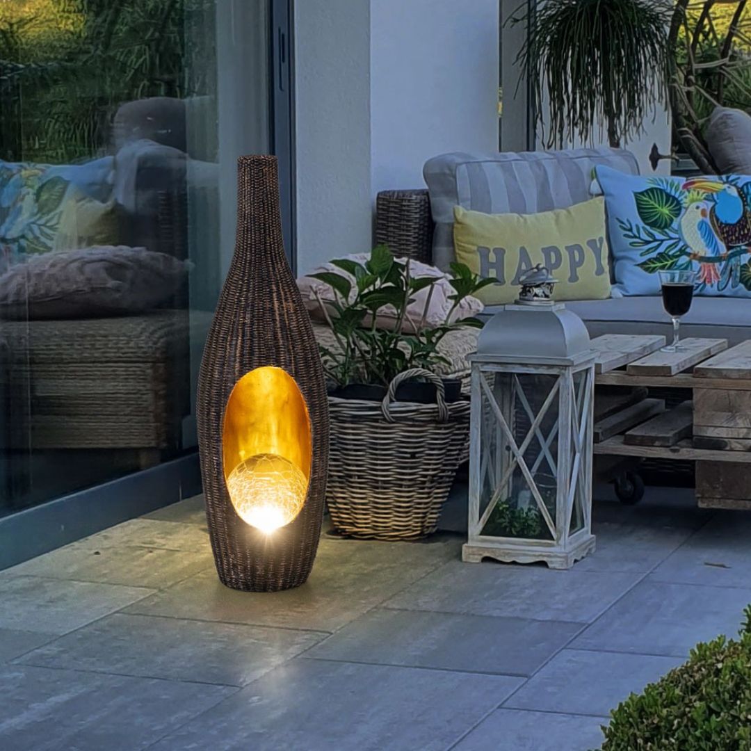 Solar LED Rattan Tuinlamp met Glazen Bol Goud