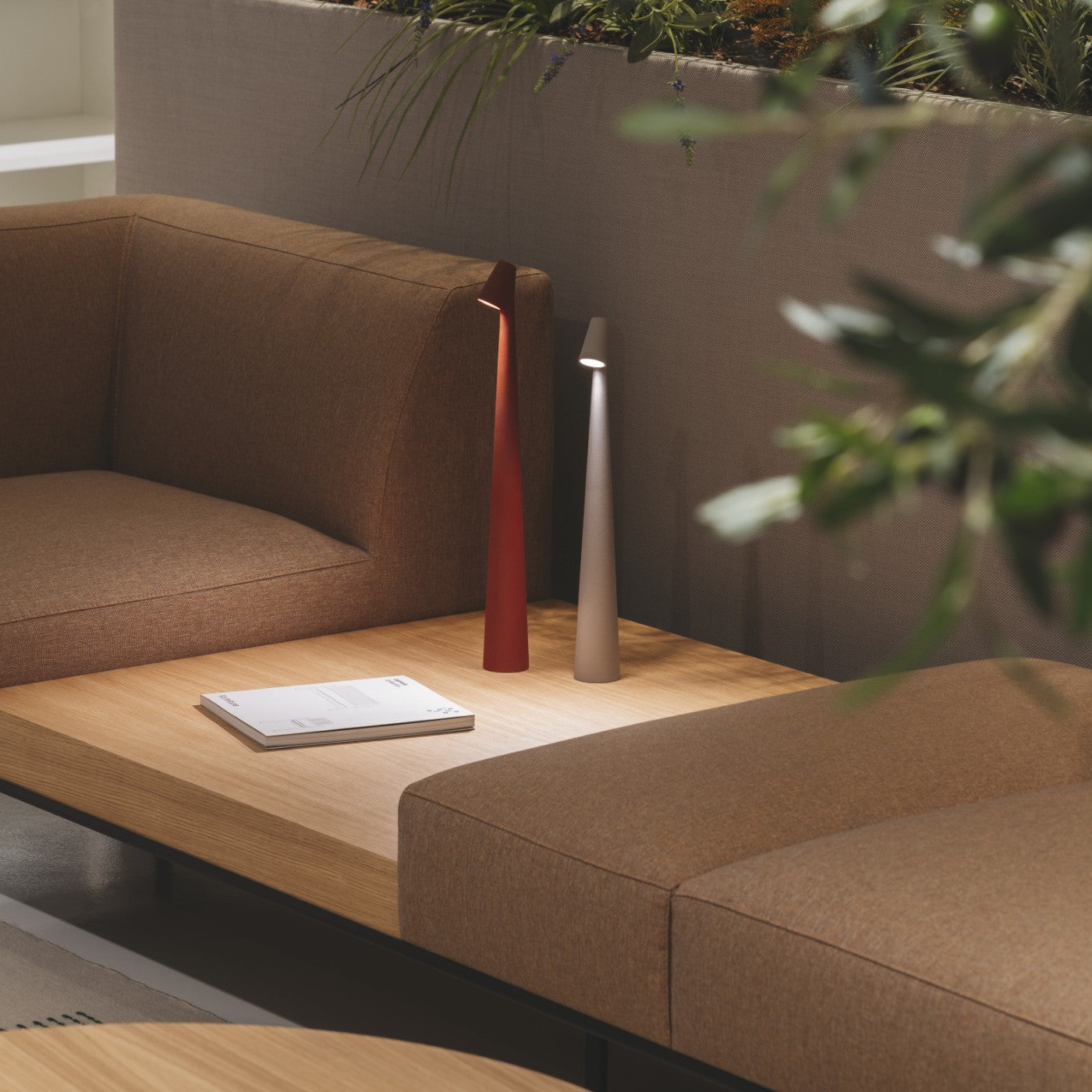 Noir Beam Lamp – LED, Dimbaar, Minimalistisch