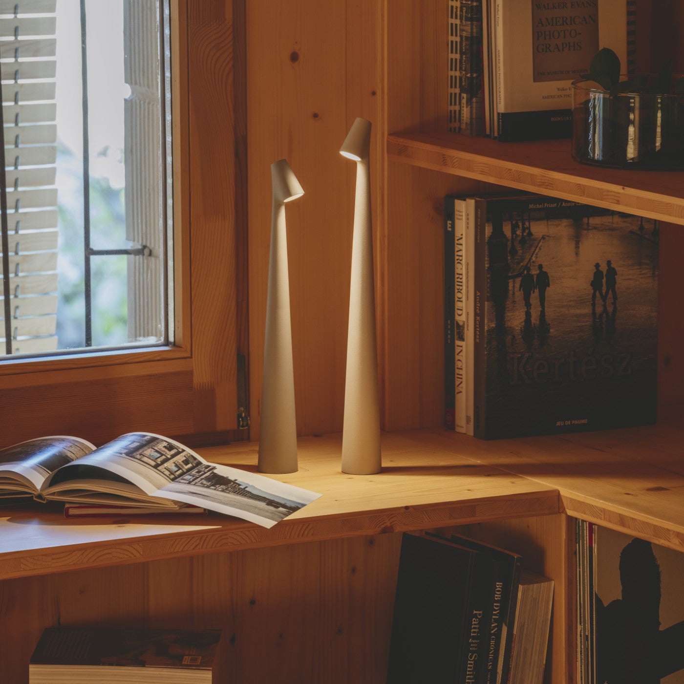 Noir Beam Lamp – LED, Dimbaar, Minimalistisch