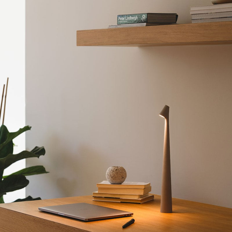 Noir Beam Lamp – LED, Dimbaar, Minimalistisch