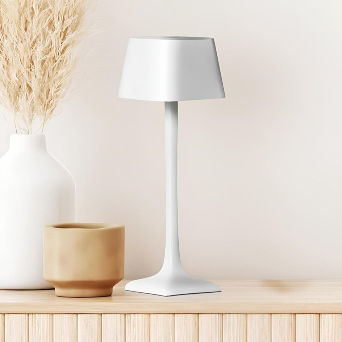 Variant image for Draadloze Oplaadbare Tafellamp met Dimbare Helderheid – Waterbestendig Aluminium Design voor Binnen en Buiten-2